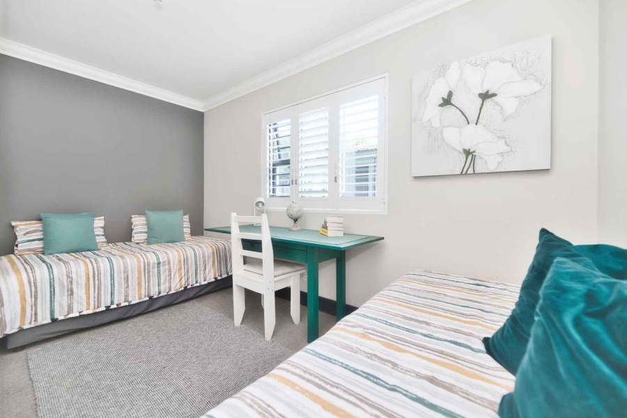 4 Bedroom Property for Sale in Hermanus Heights Western Cape